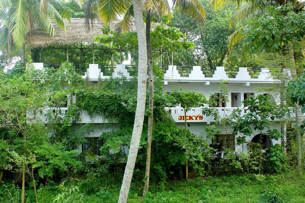 Hotel Jickys Nest Varkala Pokoj fotografie